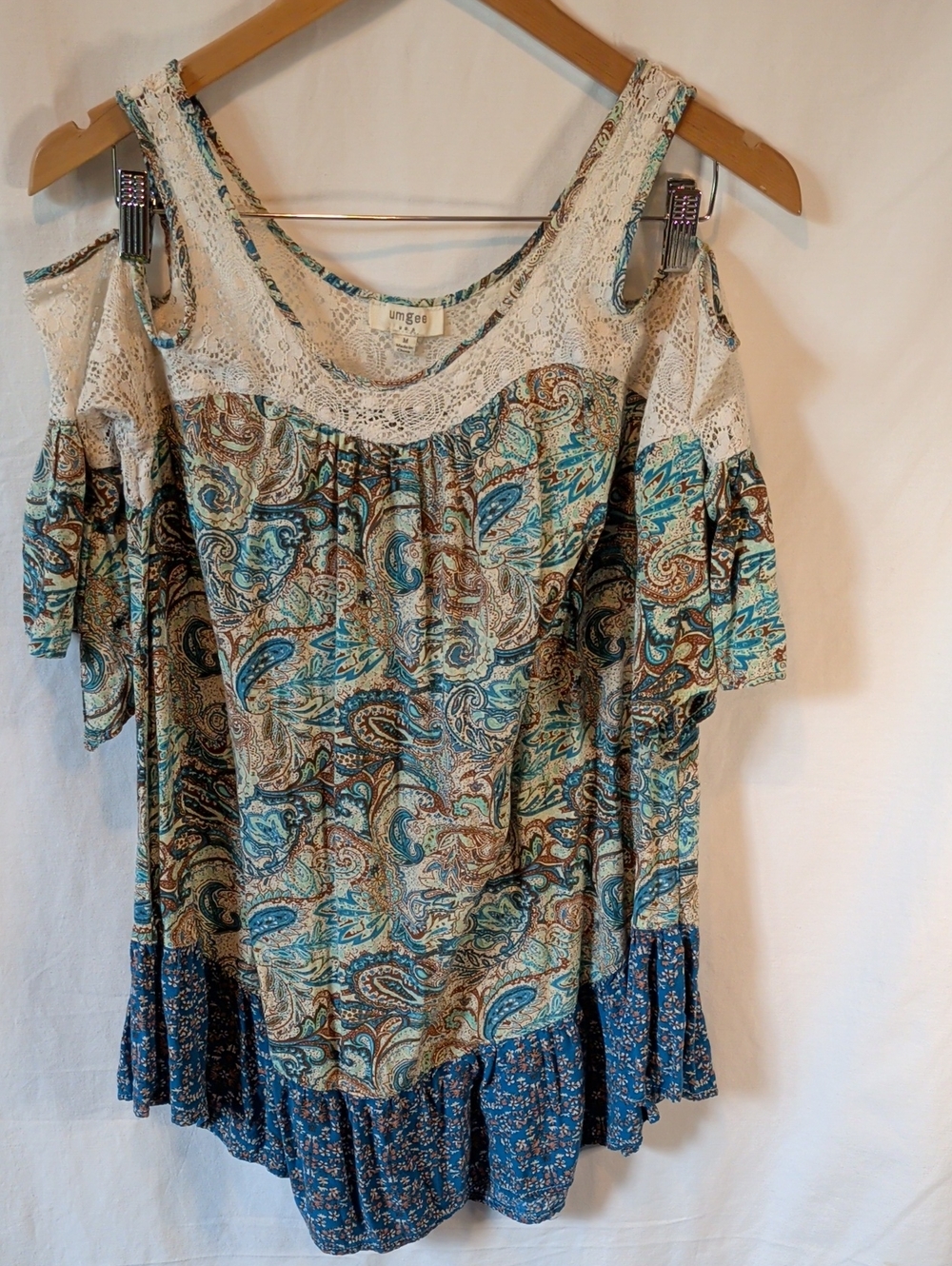 Umgee Turquoise Paisley Cold-Shoulder Tunic with Lace Yoke
